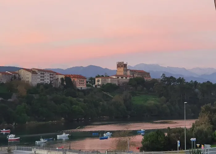 La Casa De La Bahia * San Vicente De La Barquera